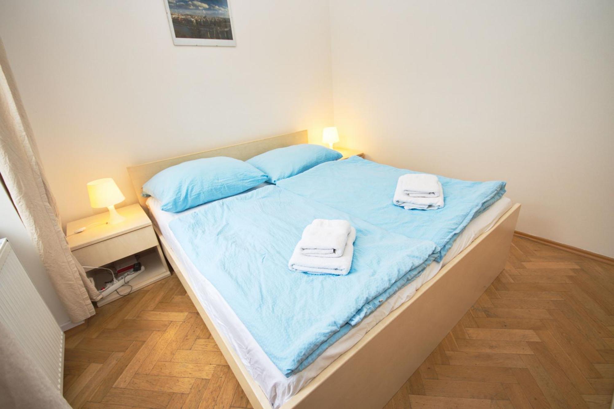 Residence Kostnicke Square Prag Eksteriør billede
