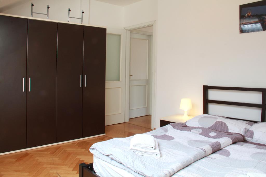 Residence Kostnicke Square Prag Eksteriør billede